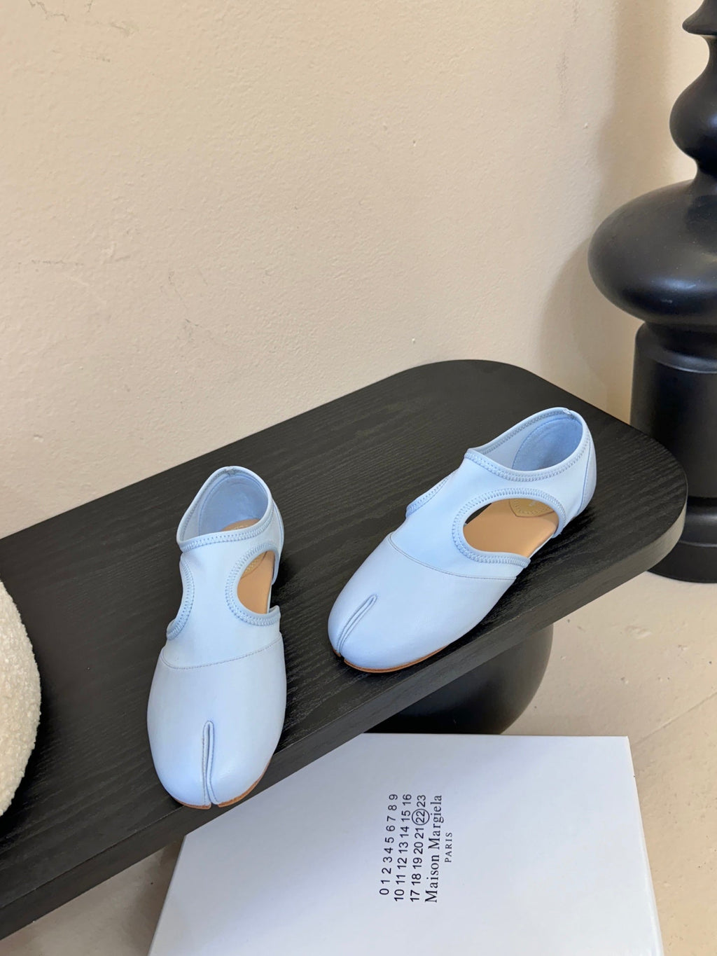 Maison Margiela 26 New Split-Toe Blue Sheepskin 580459