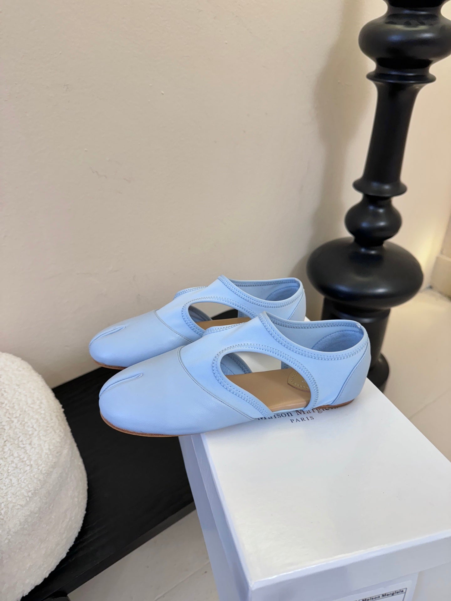 Maison Margiela 26 New Split-Toe Blue Sheepskin 580459