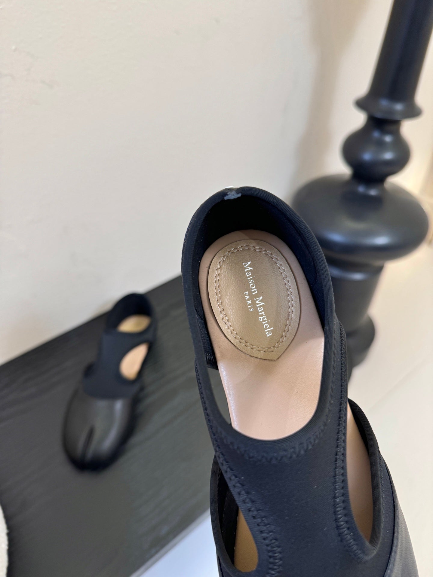 Maison Margiela 26 New Split-Toe Black Sheepskin 580458