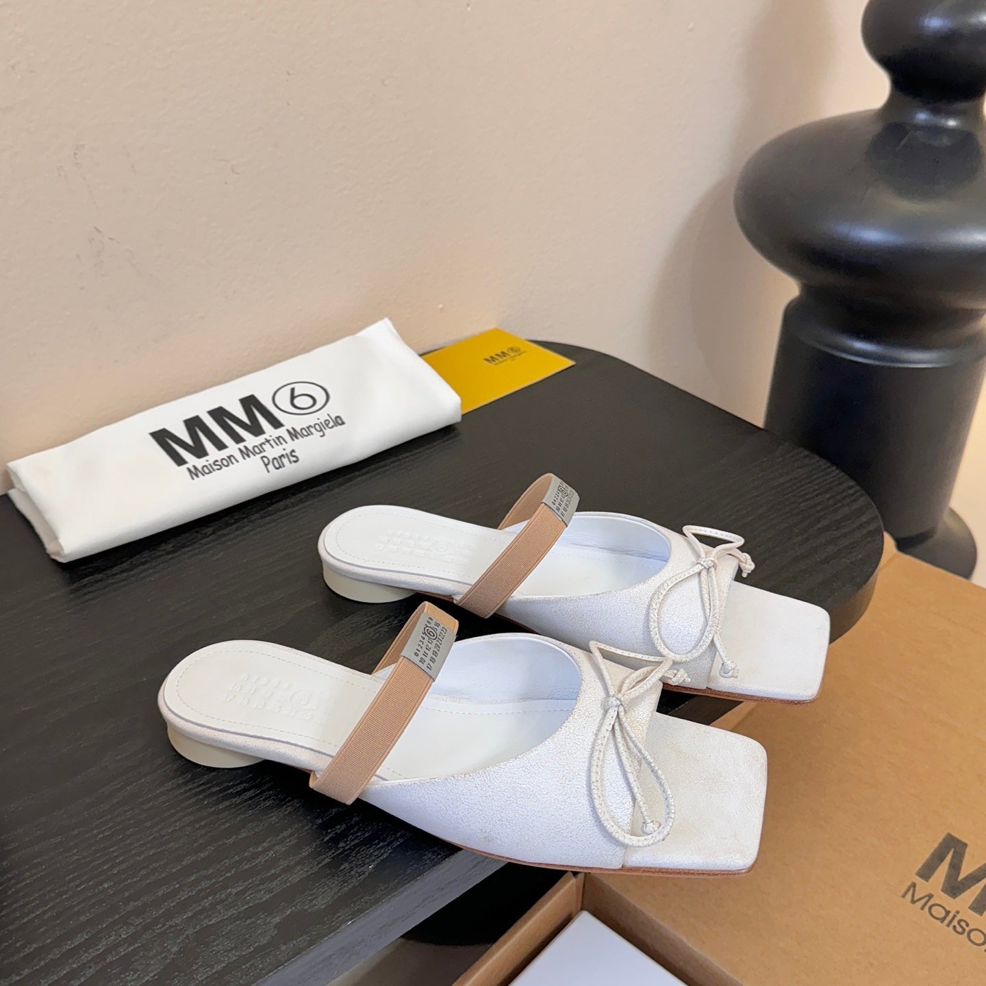 Maison 2025 Split-Toe Chunky Mary Jane White Flat in Cowhide 580452