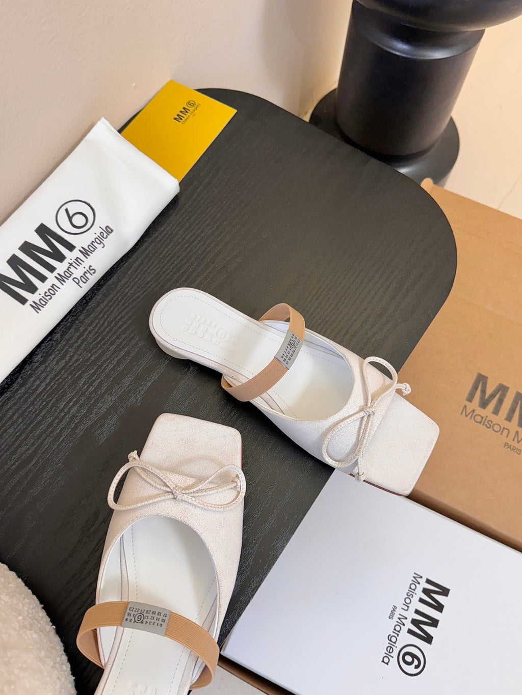 Maison 2025 Split-Toe Chunky Mary Jane White Flat in Cowhide 580452