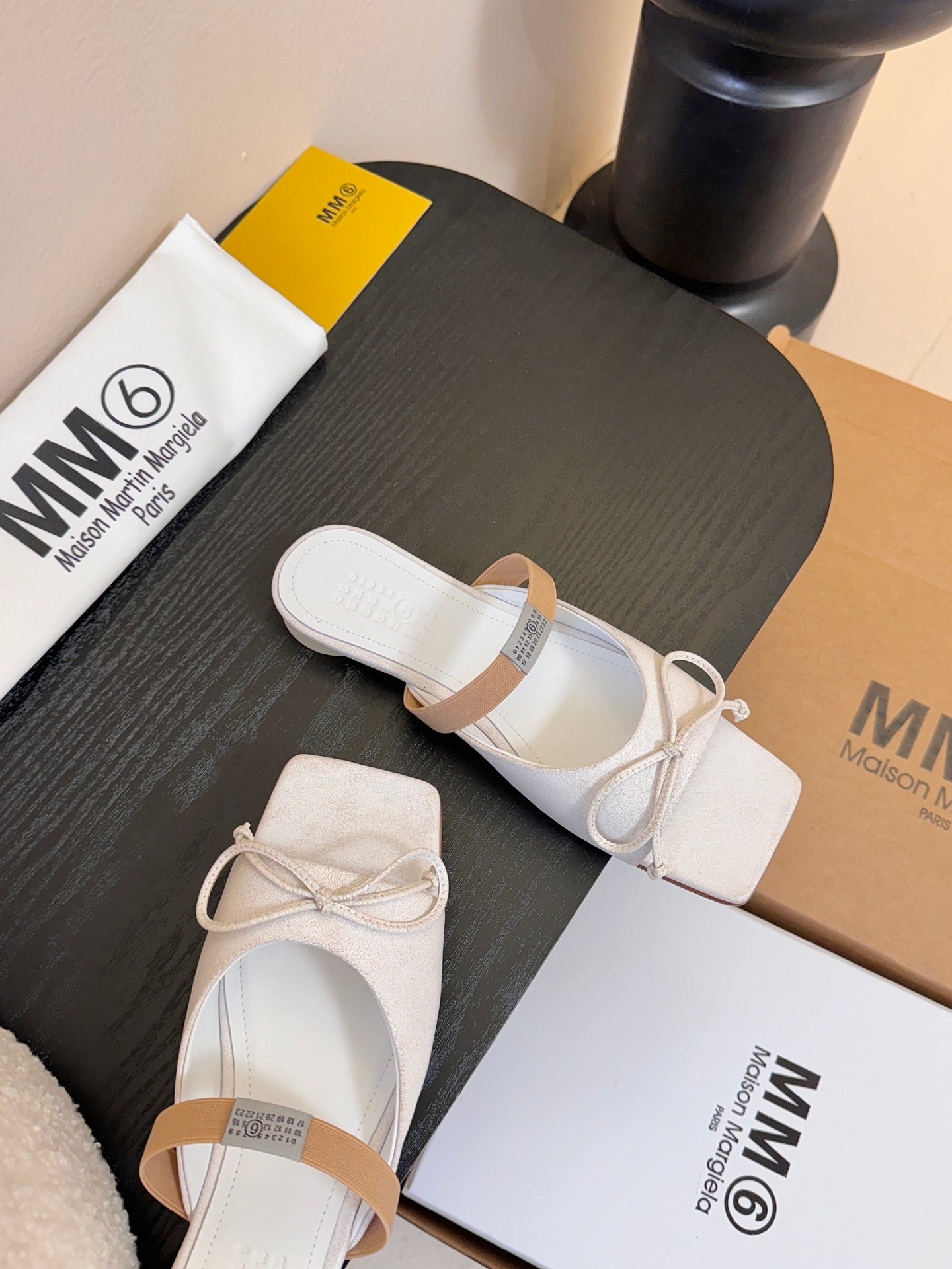 Maison 2025 Split-Toe Chunky Mary Jane White Flat in Cowhide 580452