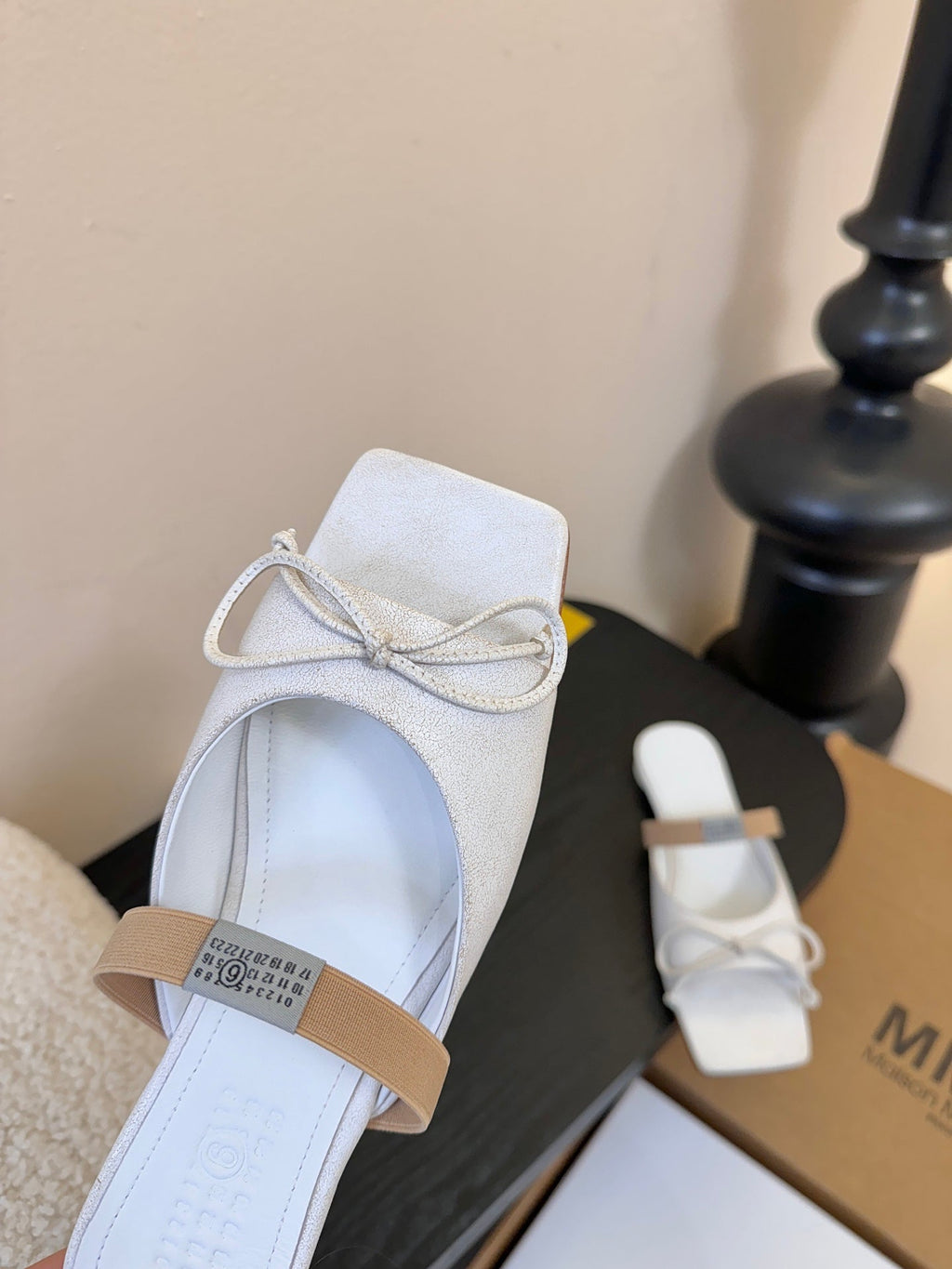 Maison 2025 Split-Toe Chunky Mary Jane White Flat in Cowhide 580452