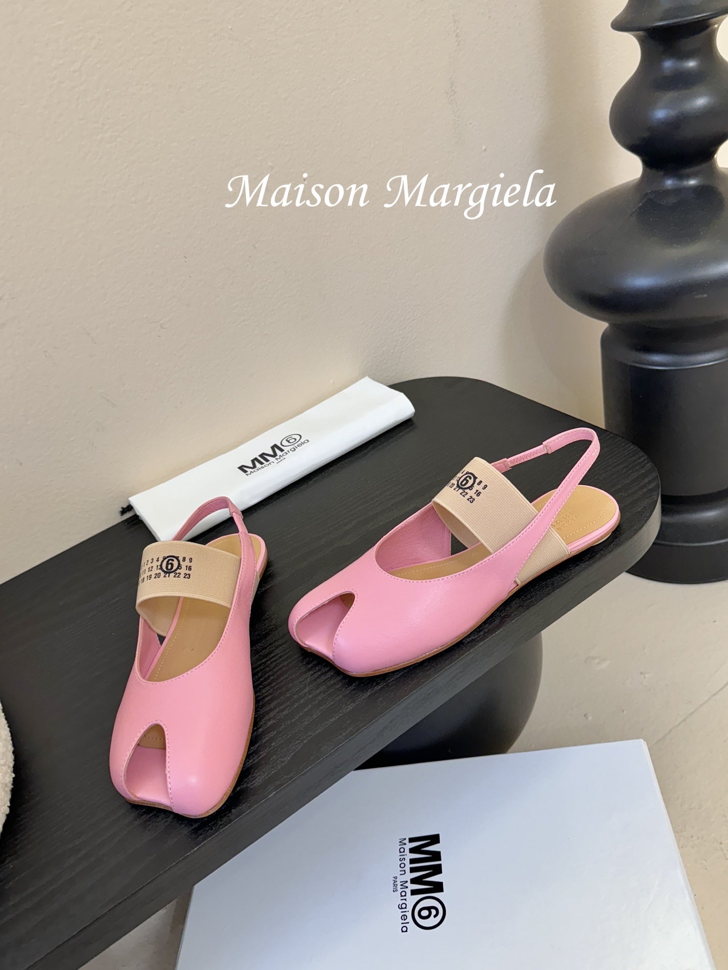 Maison Margiela Split-Toe Peep-Toe Slingback Pink Flat Sheepskin 580442