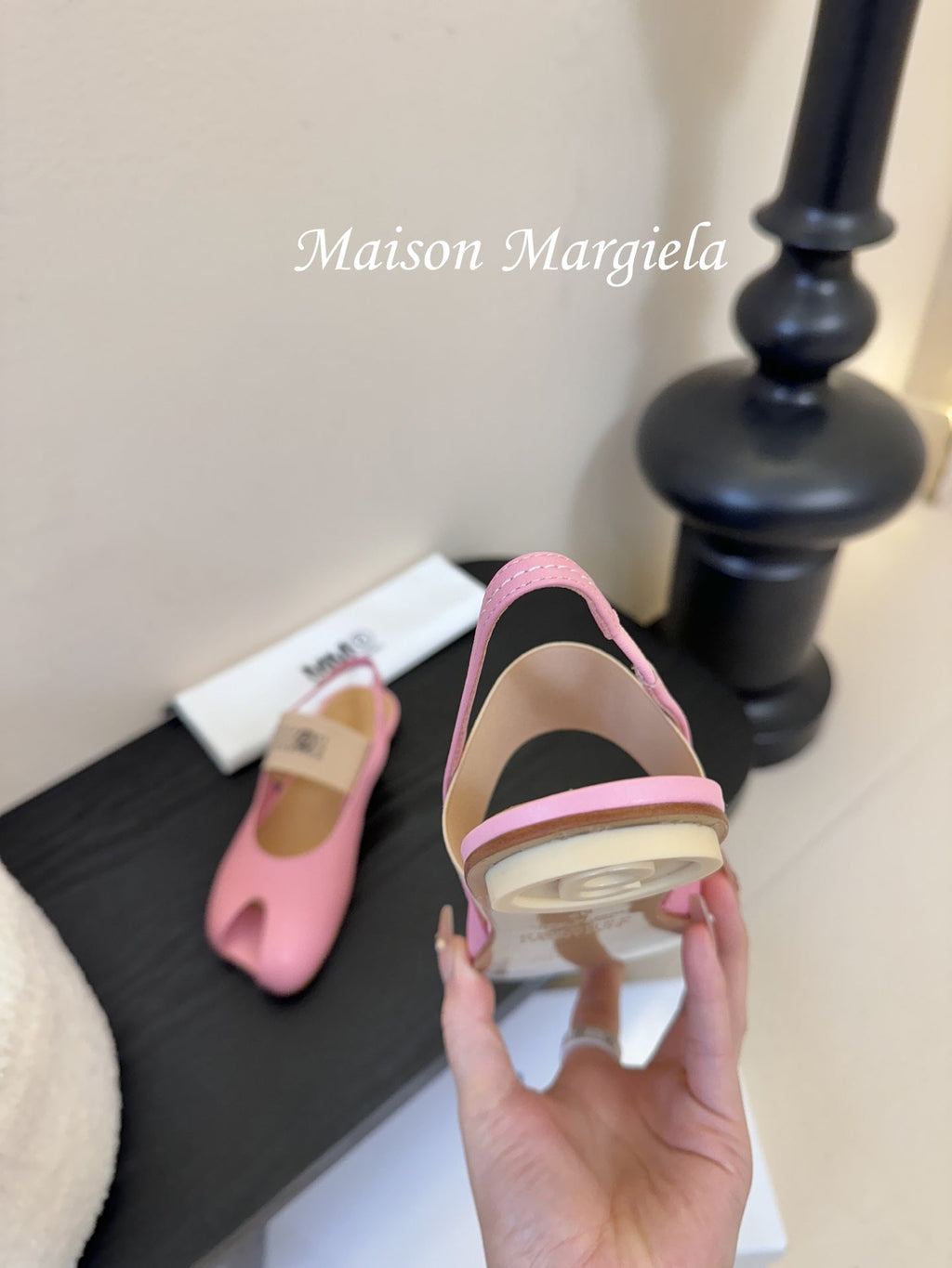 Maison Margiela Split-Toe Peep-Toe Slingback Pink Flat Sheepskin 580442
