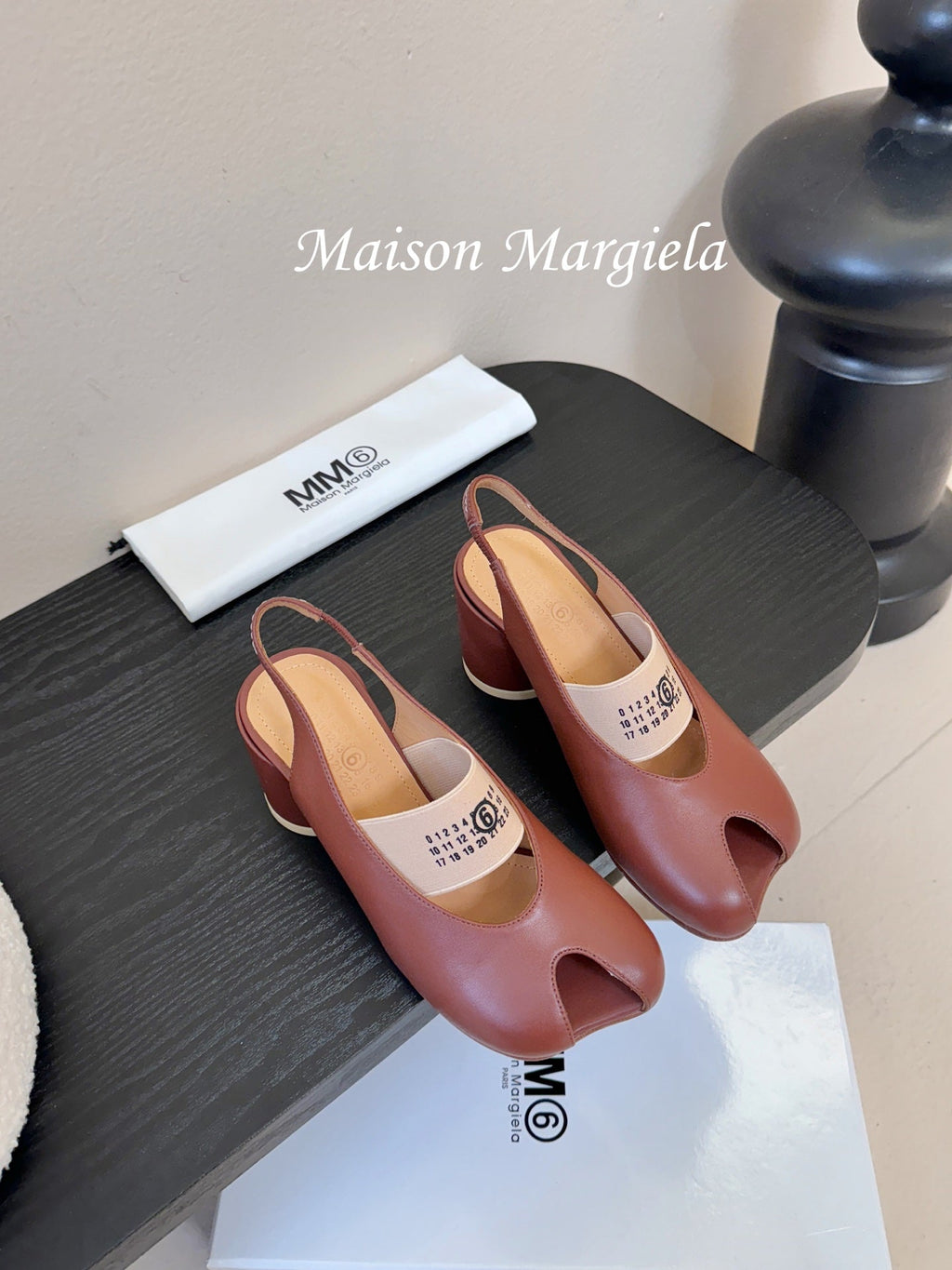 Maison Margiela Split-Toe Peep-Toe Chunky Heel Slingback Brown in Sheepskin 580437