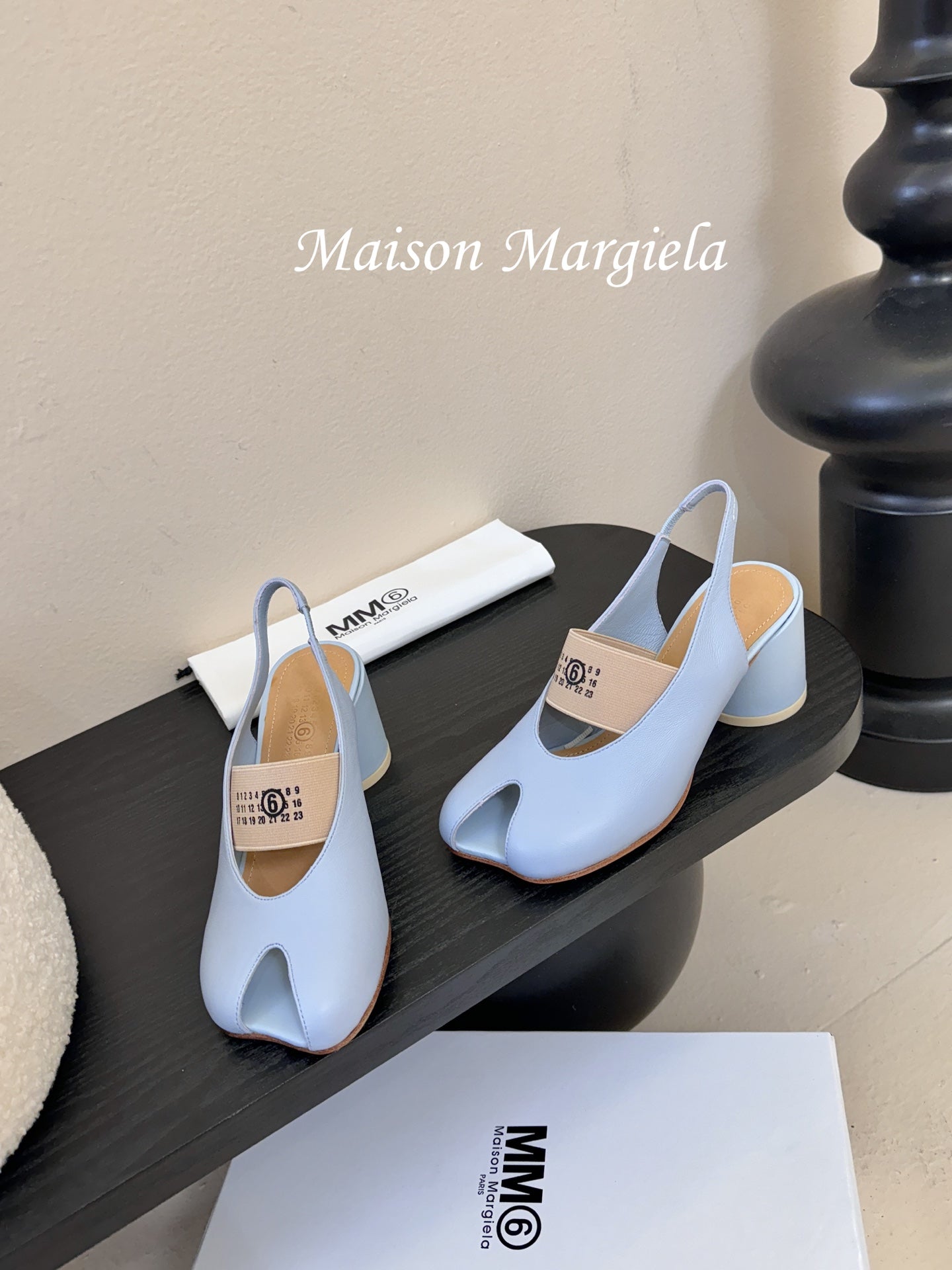 Maison Margiela Split-Toe Peep-Toe Chunky Heel Slingback Blue in Sheepskin 580436