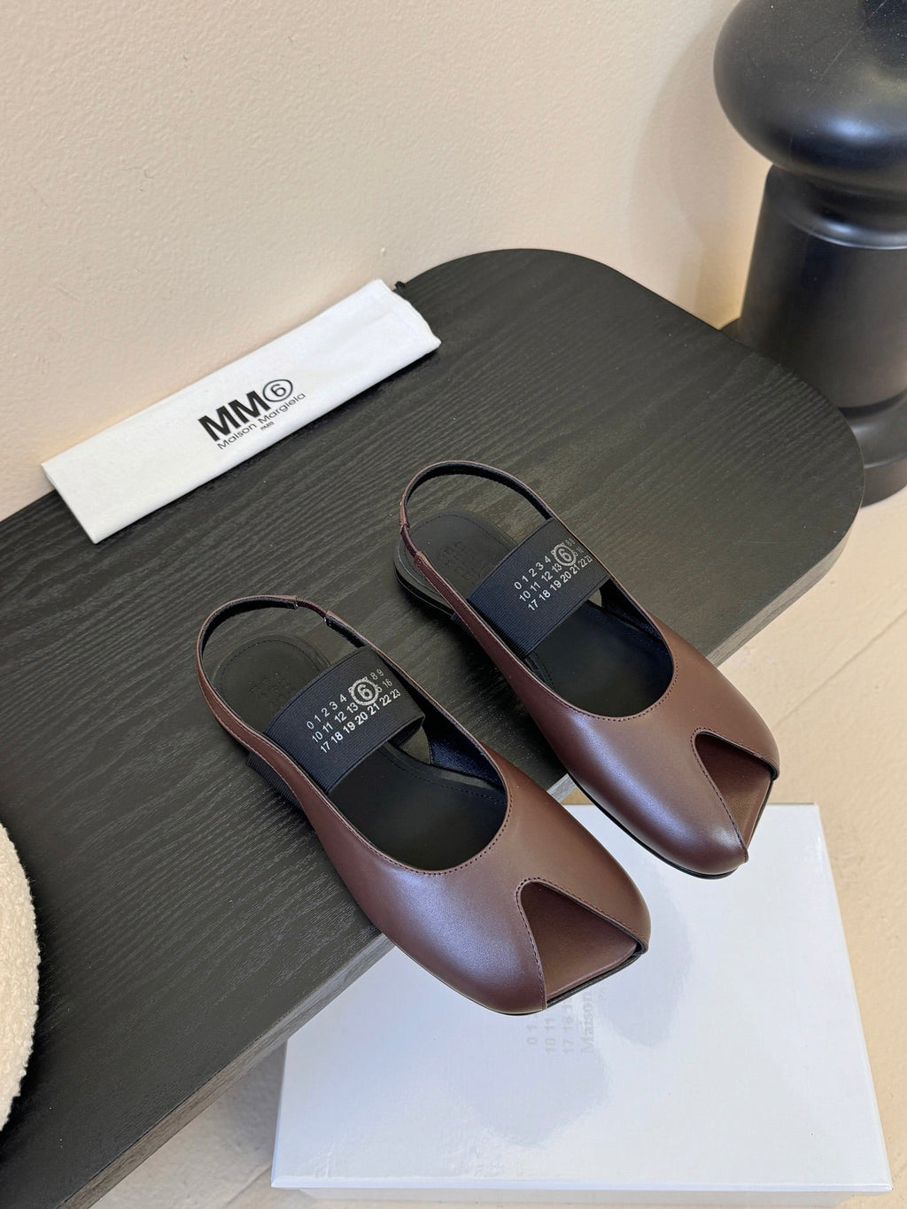 Maison Marginal Apple Toe Ballet Sandals Brown in Cowhide 580434