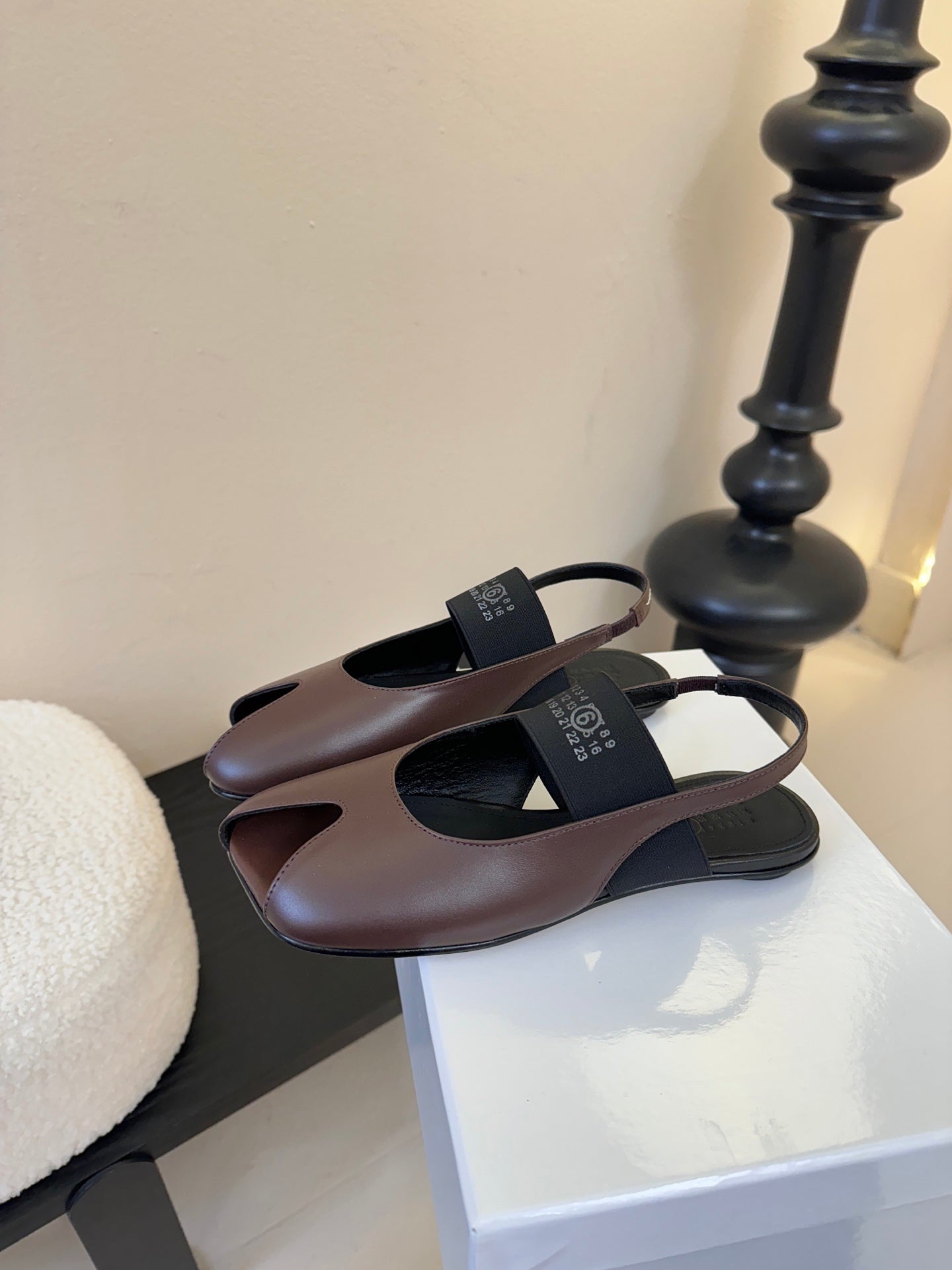 Maison Marginal Apple Toe Ballet Sandals Brown in Cowhide 580434