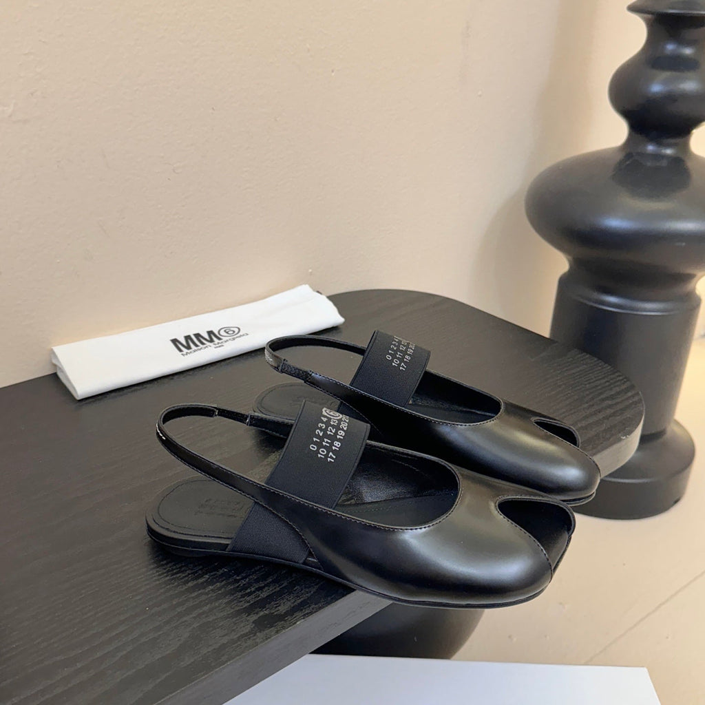 Maison Marginal Apple Toe Ballet Sandals Black in Cowhide 580433