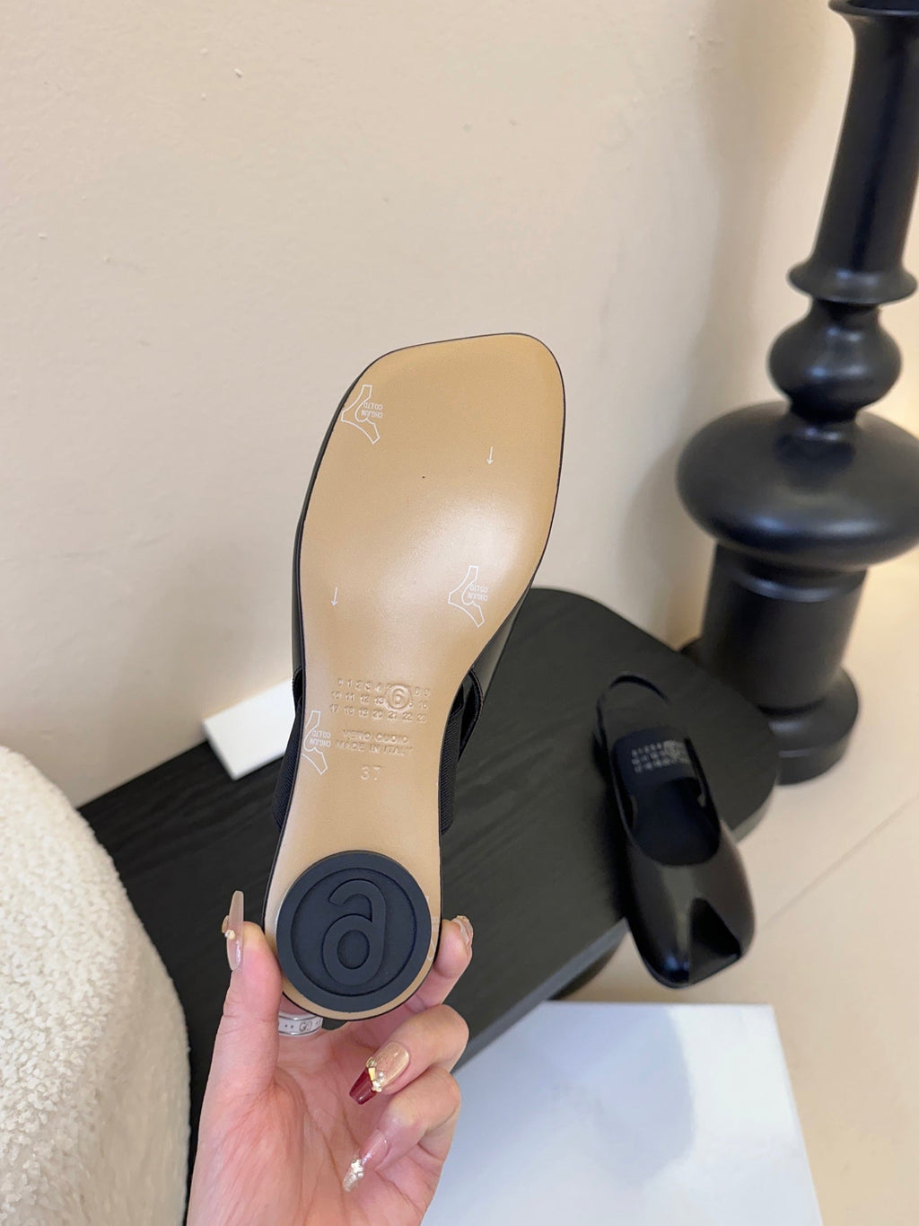 Maison Marginal Apple Toe Ballet Sandals Black in Cowhide 580433