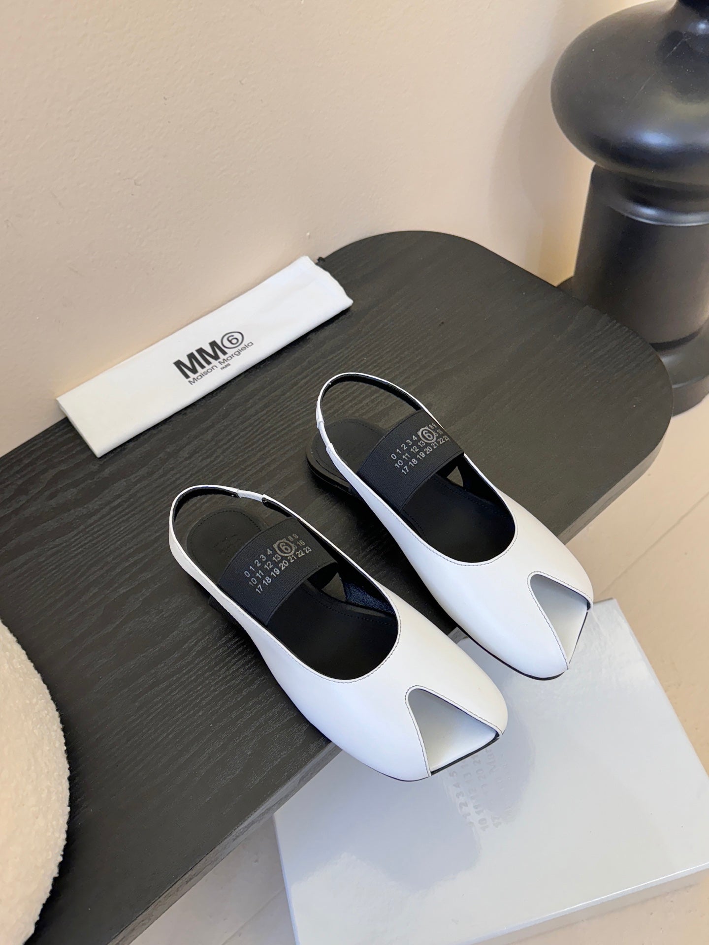 Maison Marginal Apple Toe Ballet Sandals White in Cowhide 580432