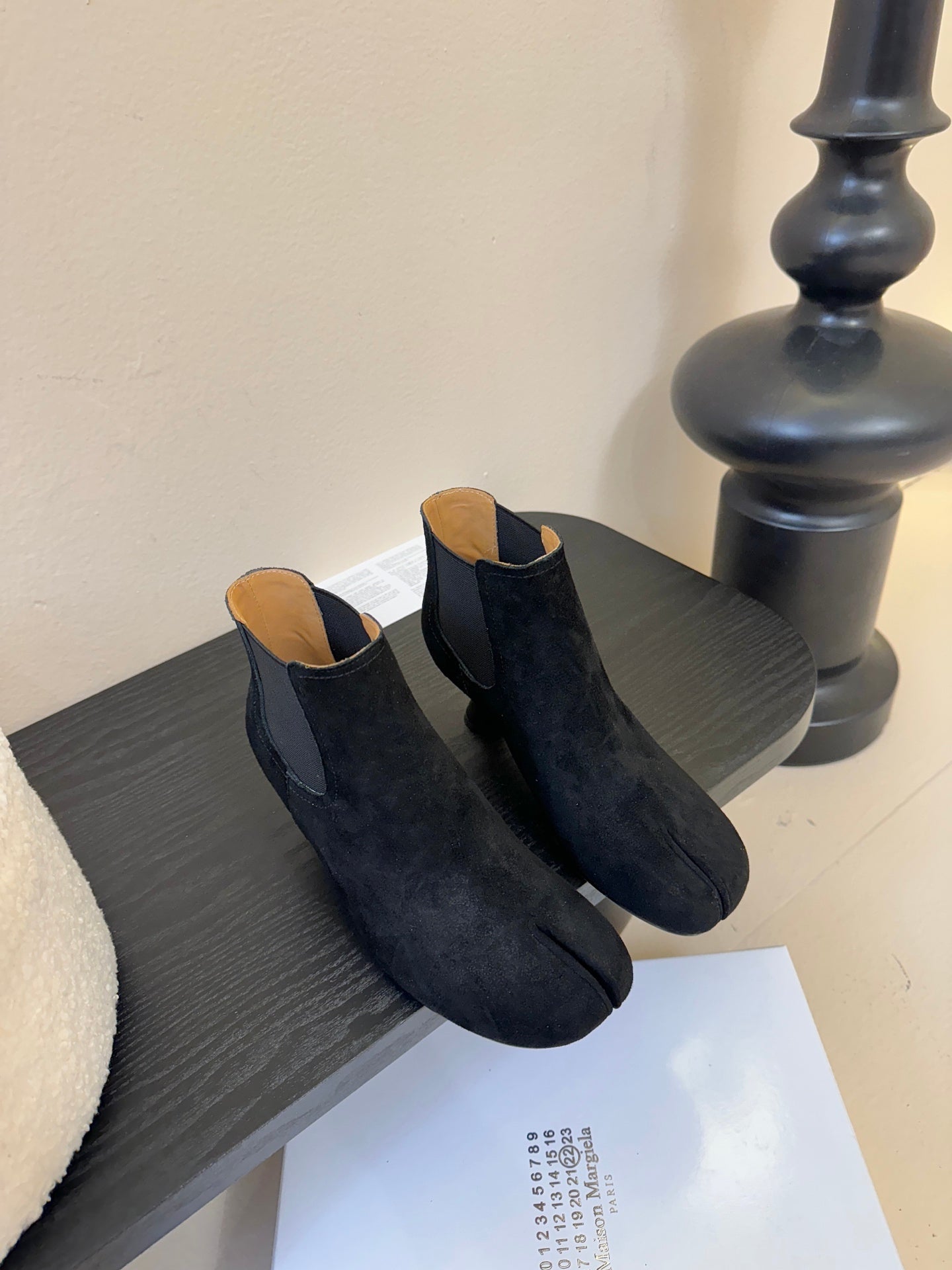 Maison Margiela Tabi Ankle Boots Short Heel Black Cowhide Suede 580427