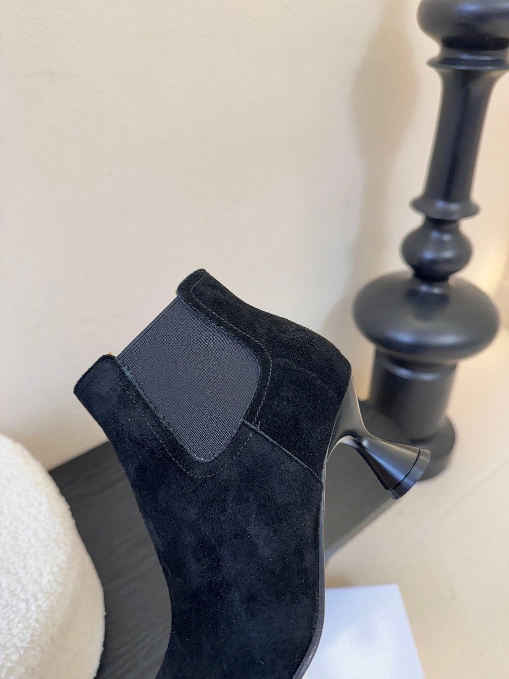 Maison Margiela Tabi Ankle Boots Short Heel Black Cowhide Suede 580427