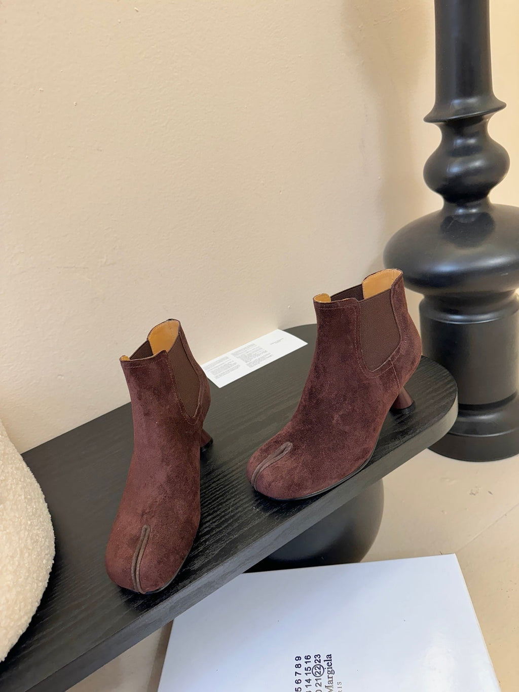 Maison Margiela Tabi Ankle Boots Short Heel Burgundy Cowhide Suede 580426