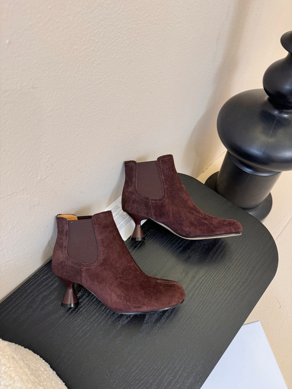 Maison Margiela Tabi Ankle Boots Short Heel Burgundy Cowhide Suede 580426