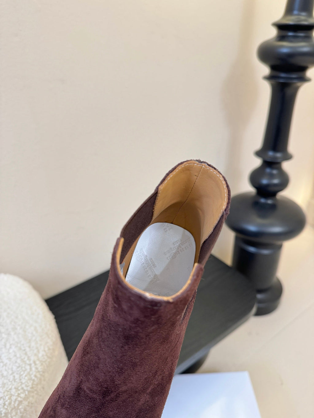 Maison Margiela Tabi Ankle Boots Short Heel Burgundy Cowhide Suede 580426