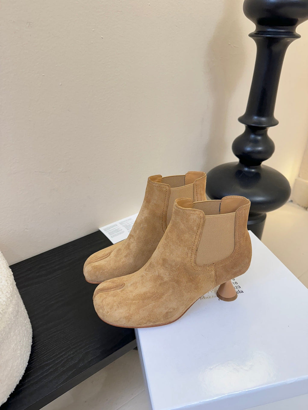 Maison Margiela Tabi Ankle Boots Short Heel Brown Cowhide Suede 580425