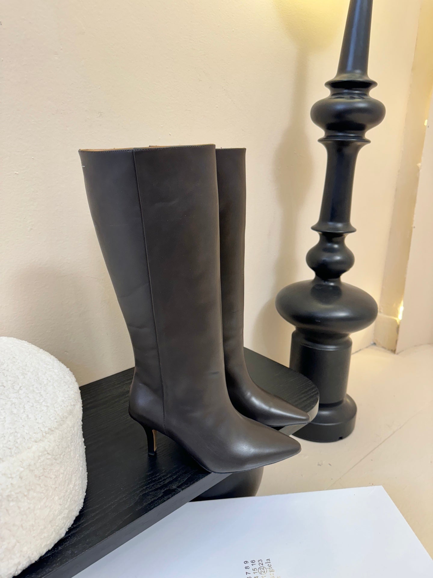 Maison Margiela Pointed Toe Riding High Boots Brown in Cowhide 580446