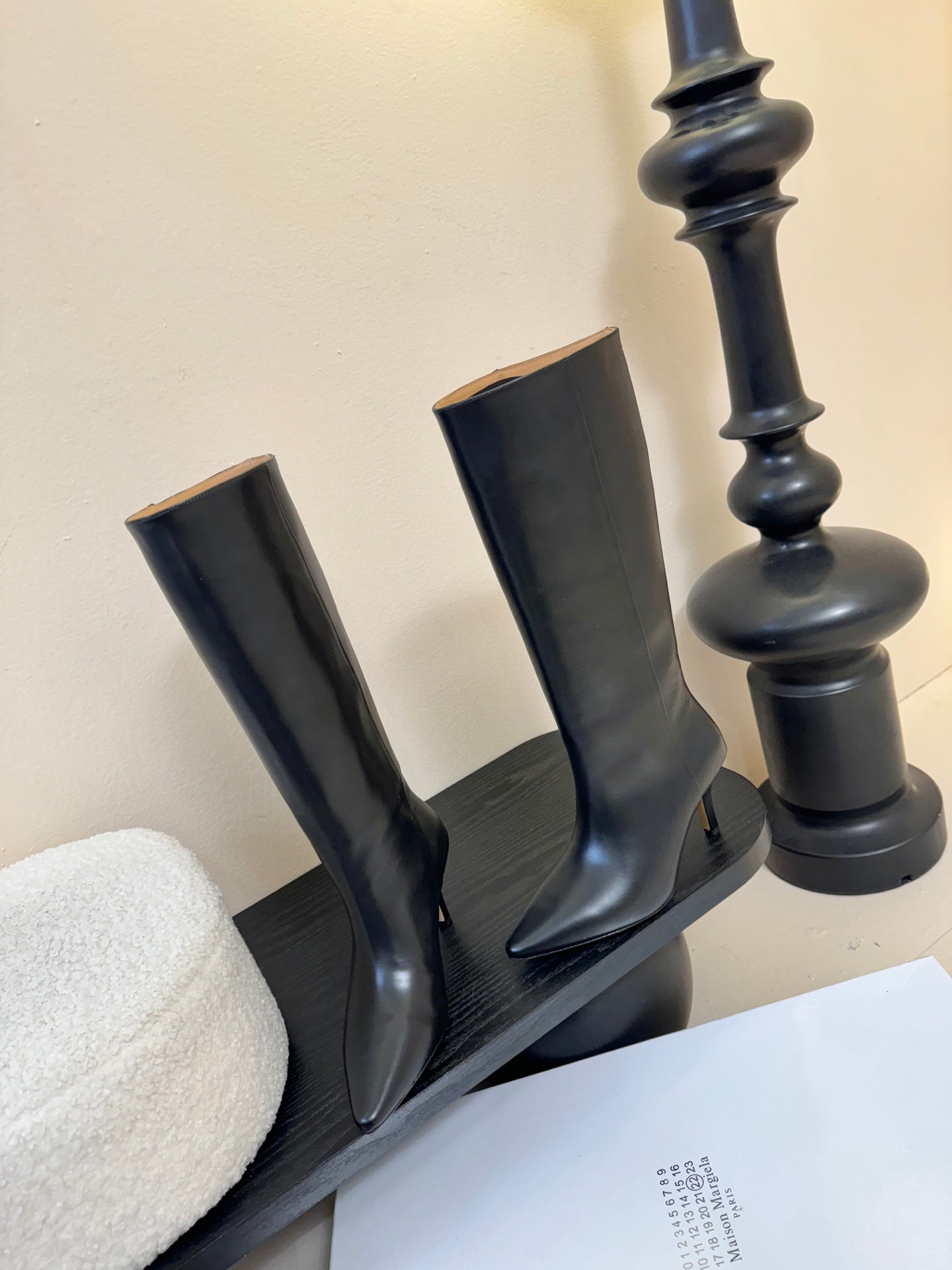 Maison Margiela Pointed Toe Riding High Boots Black in Cowhide 580445