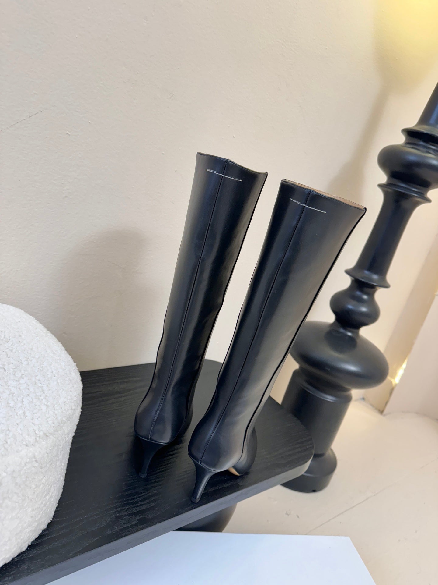 Maison Margiela Pointed Toe Riding High Boots Black in Cowhide 580445