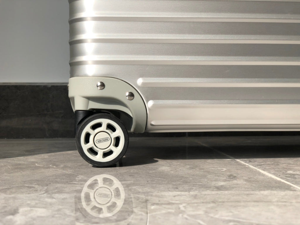 Rimowa 2025 Travel Suitcase Silver Aluminum 273821