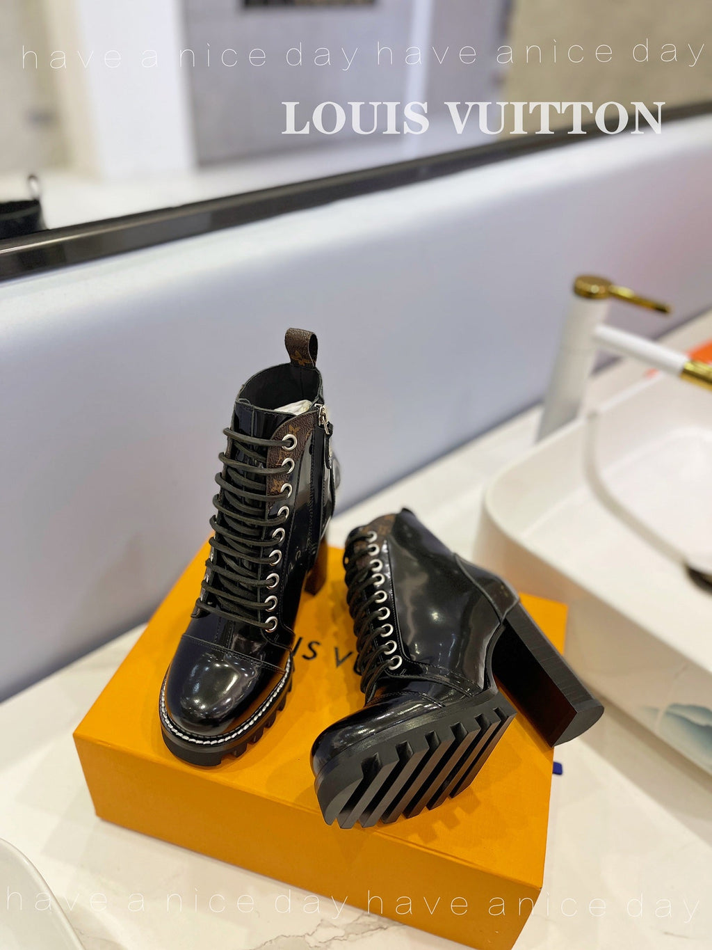 LV Star Trail Ankle Boot 9.5cm Black Patent Leather 573987