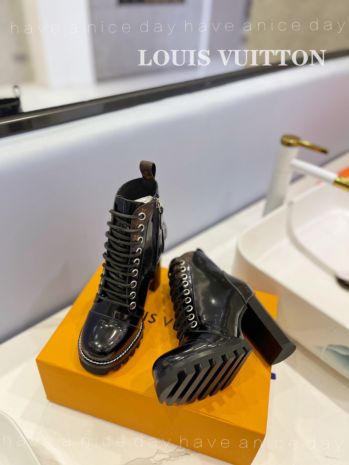 LV Star Trail Ankle Boot 9.5cm Black Patent Leather 573987