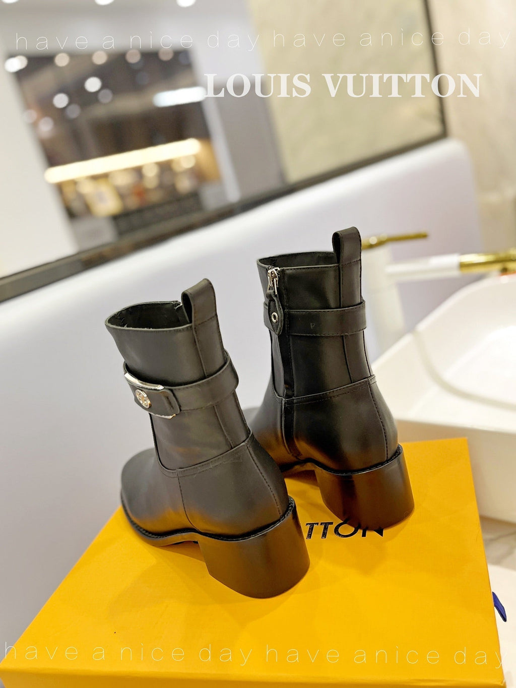 LV Waist Side Ankle Boots Black Calfskin