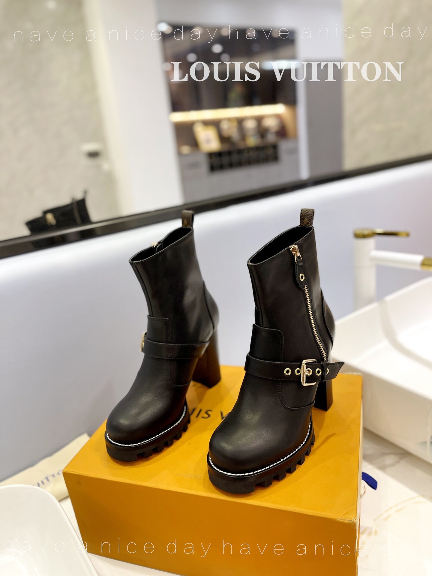 LV Star Trail Buckle Detail Boots 10.5 Black Cowhide 573943