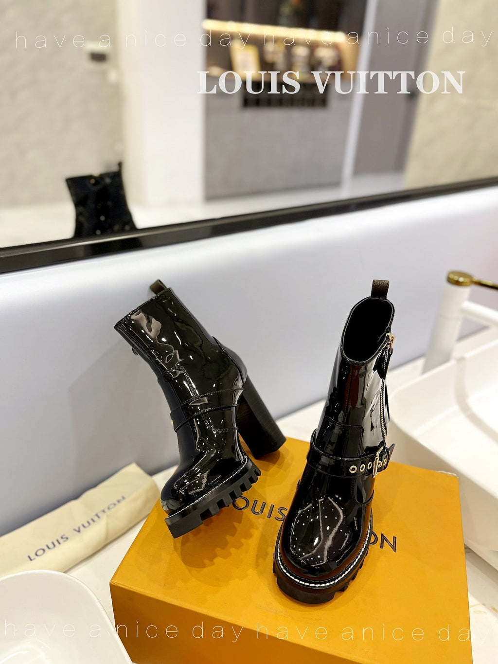 LV Star Trail Buckle Detail Boots 10.5 Black Patent Leather 573945