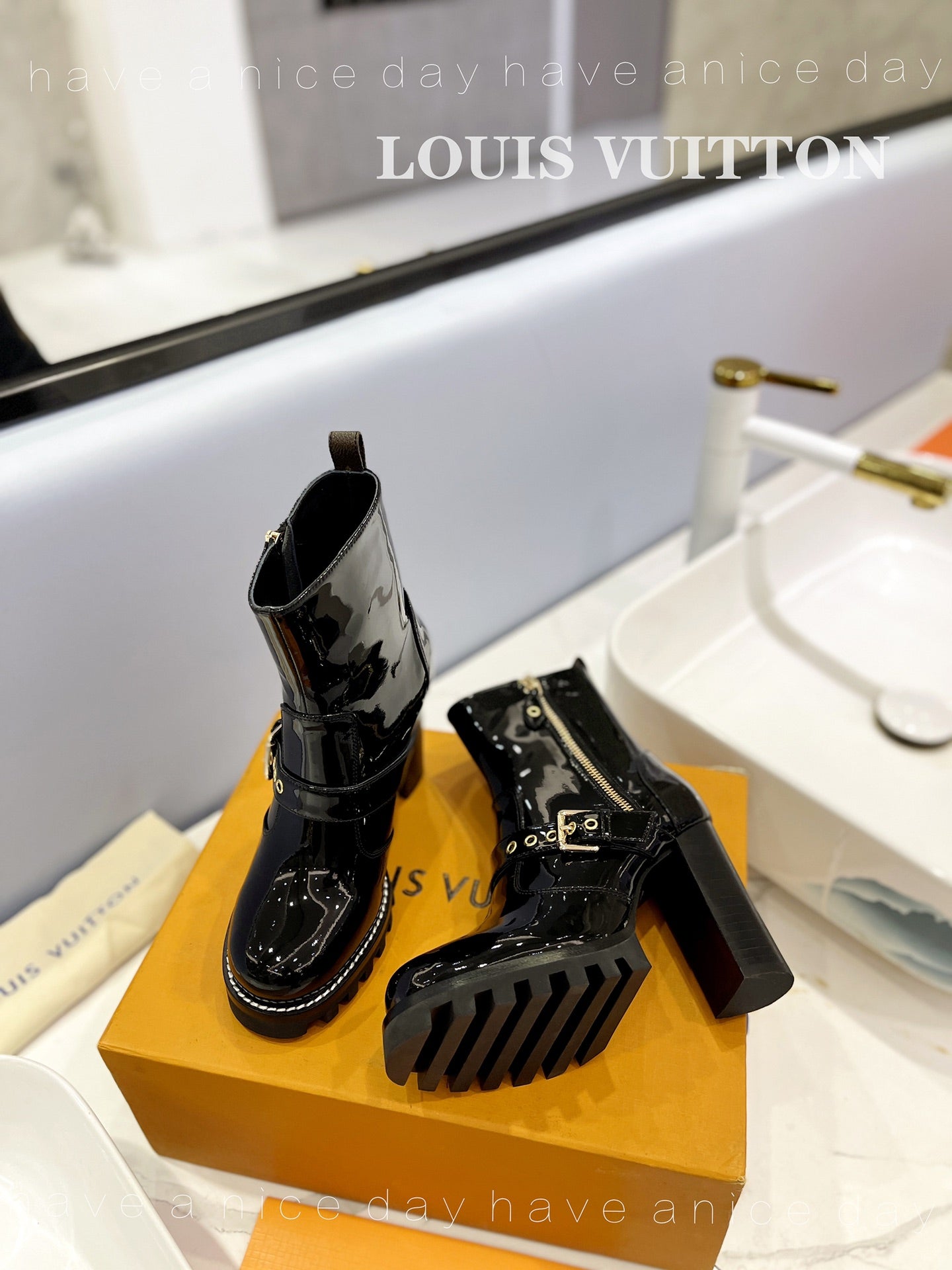 LV Star Trail Buckle Detail Boots 10.5 Black Patent Leather 573945