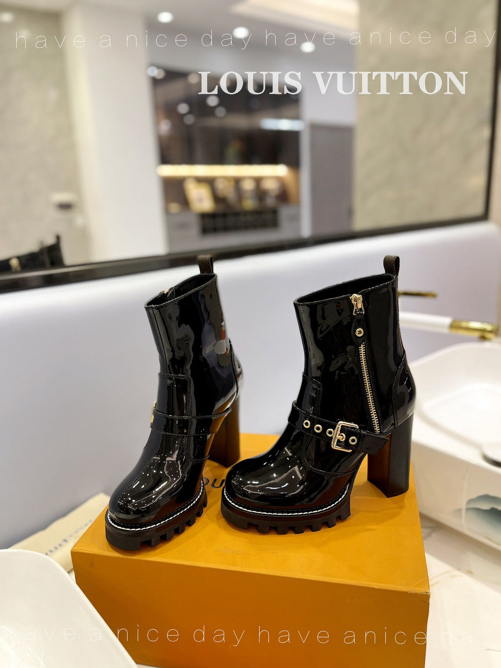 LV Star Trail Buckle Detail Boots 10.5 Black Patent Leather 573945