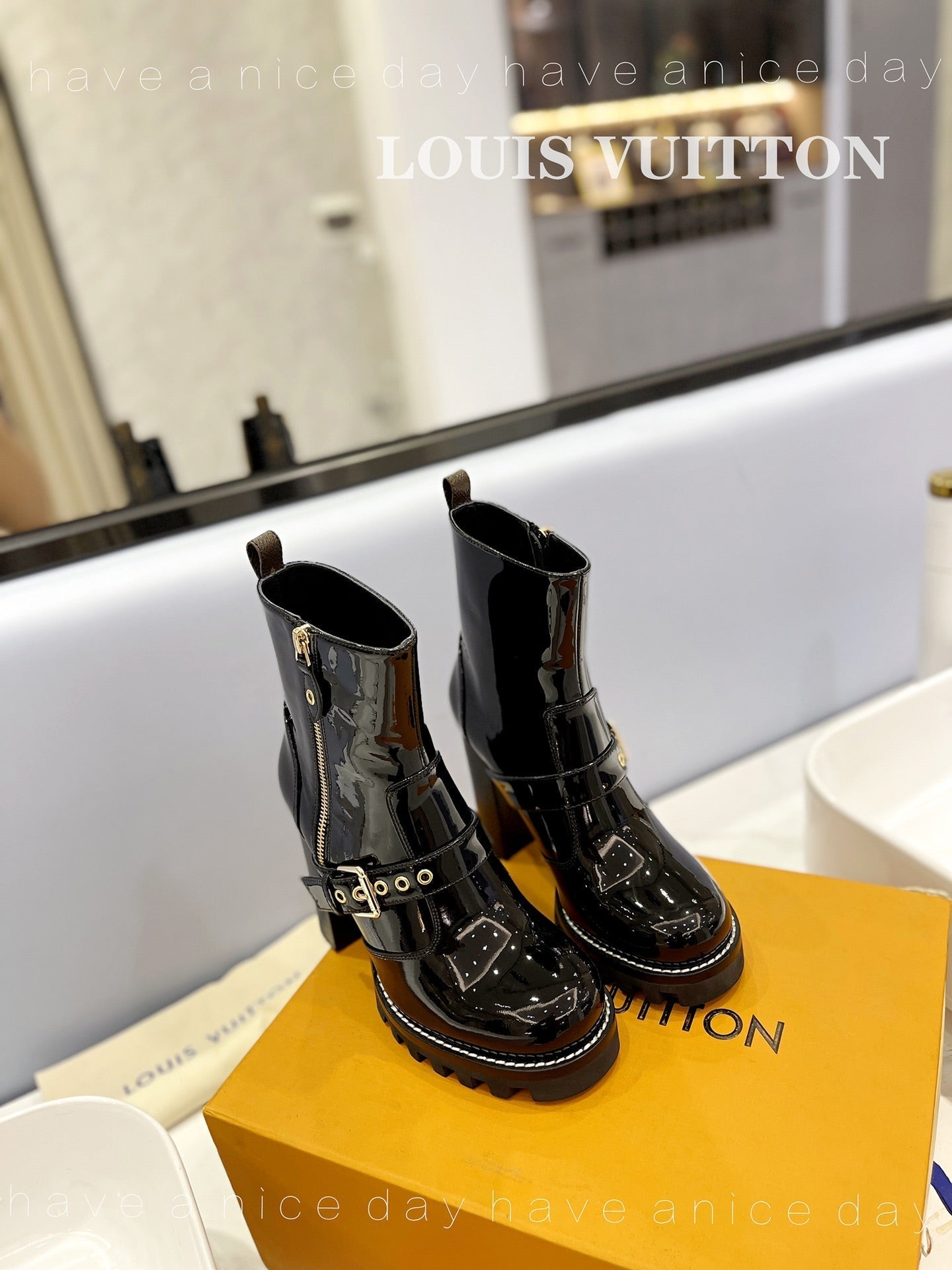 LV Star Trail Buckle Detail Boots 10.5 Black Patent Leather 573945