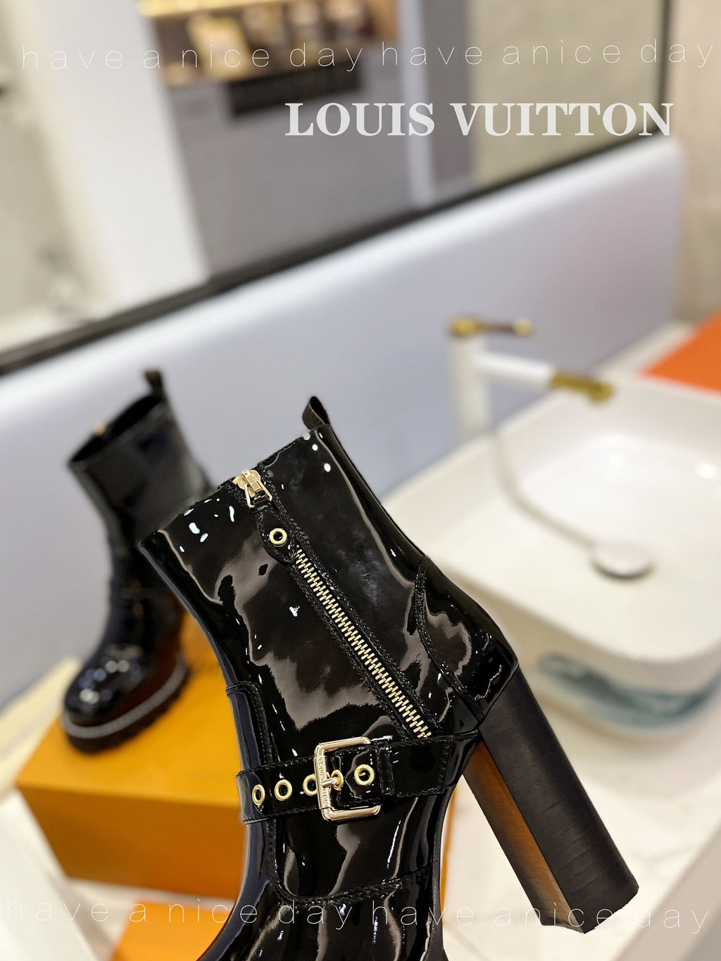 LV Star Trail Buckle Detail Boots 10.5 Black Patent Leather 573945