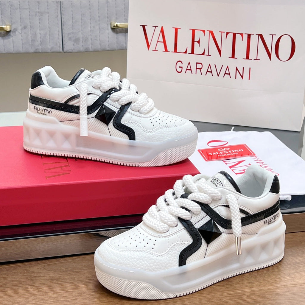 VT 2025 Garavani Sneakers White Black Cowhide Fabric 546992