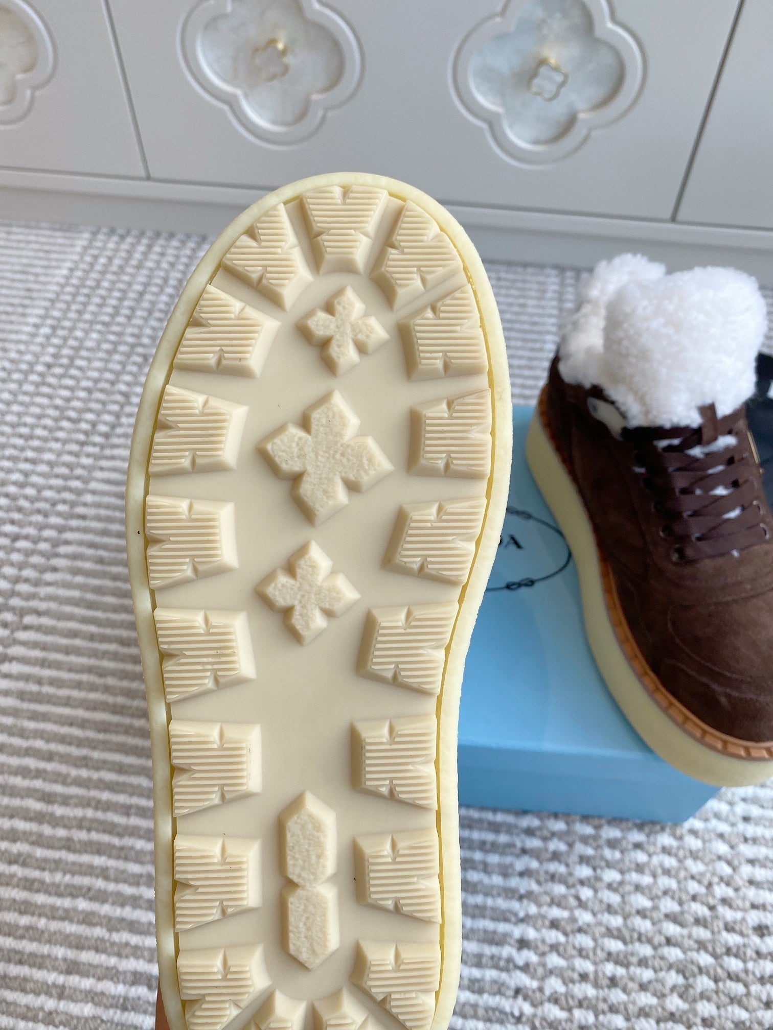 Prada Mid-Top Sneakers Coffee Brown Suede White Shearing 564155