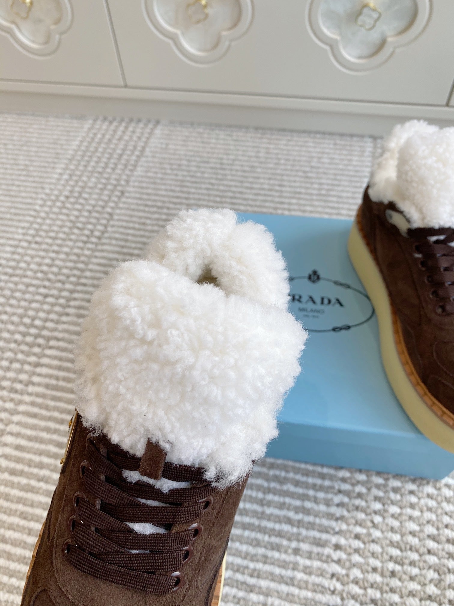 Prada Mid-Top Sneakers Coffee Brown Suede White Shearing 564155