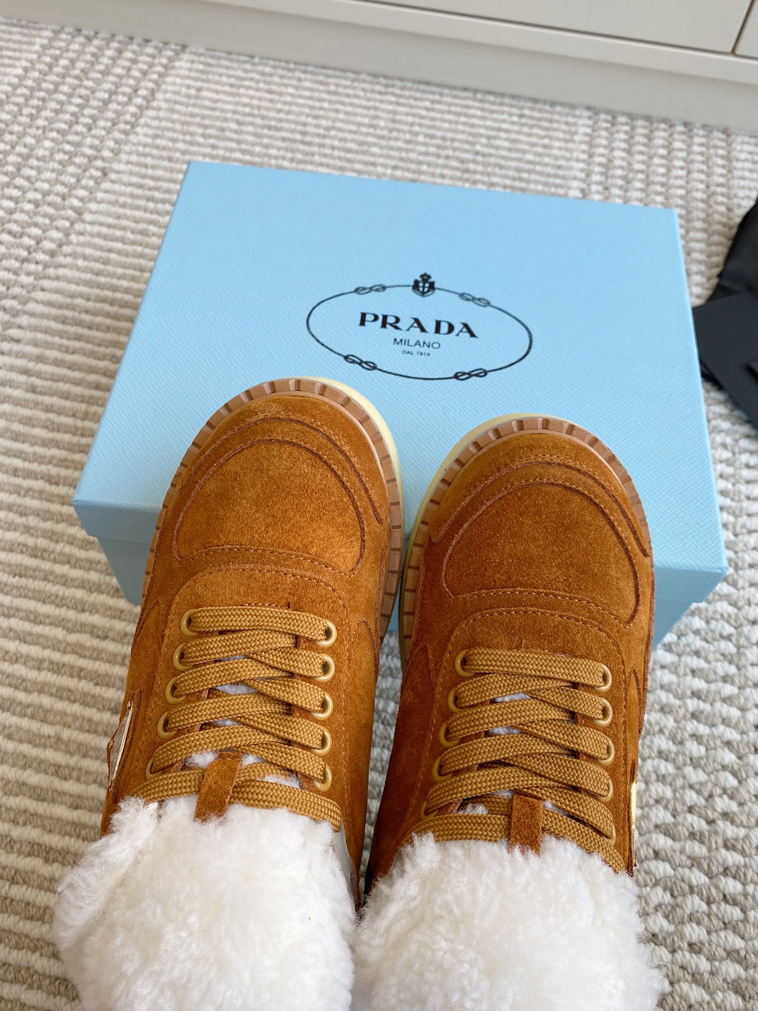 Prada Mid-Top Sneakers Caramel Suede White Shearing 564157