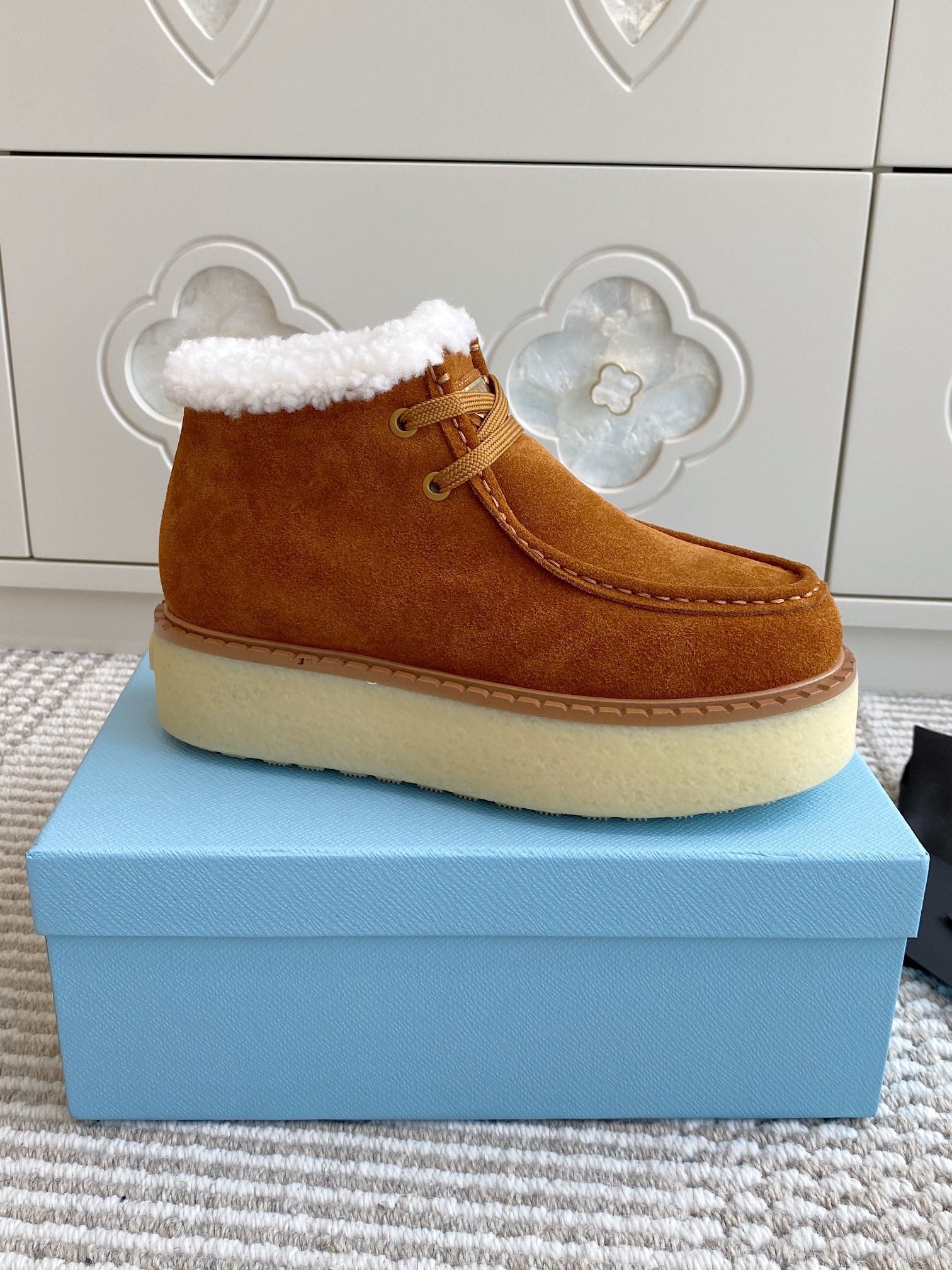Prada Chukka Boots Caramel Suede White Shearing 564162