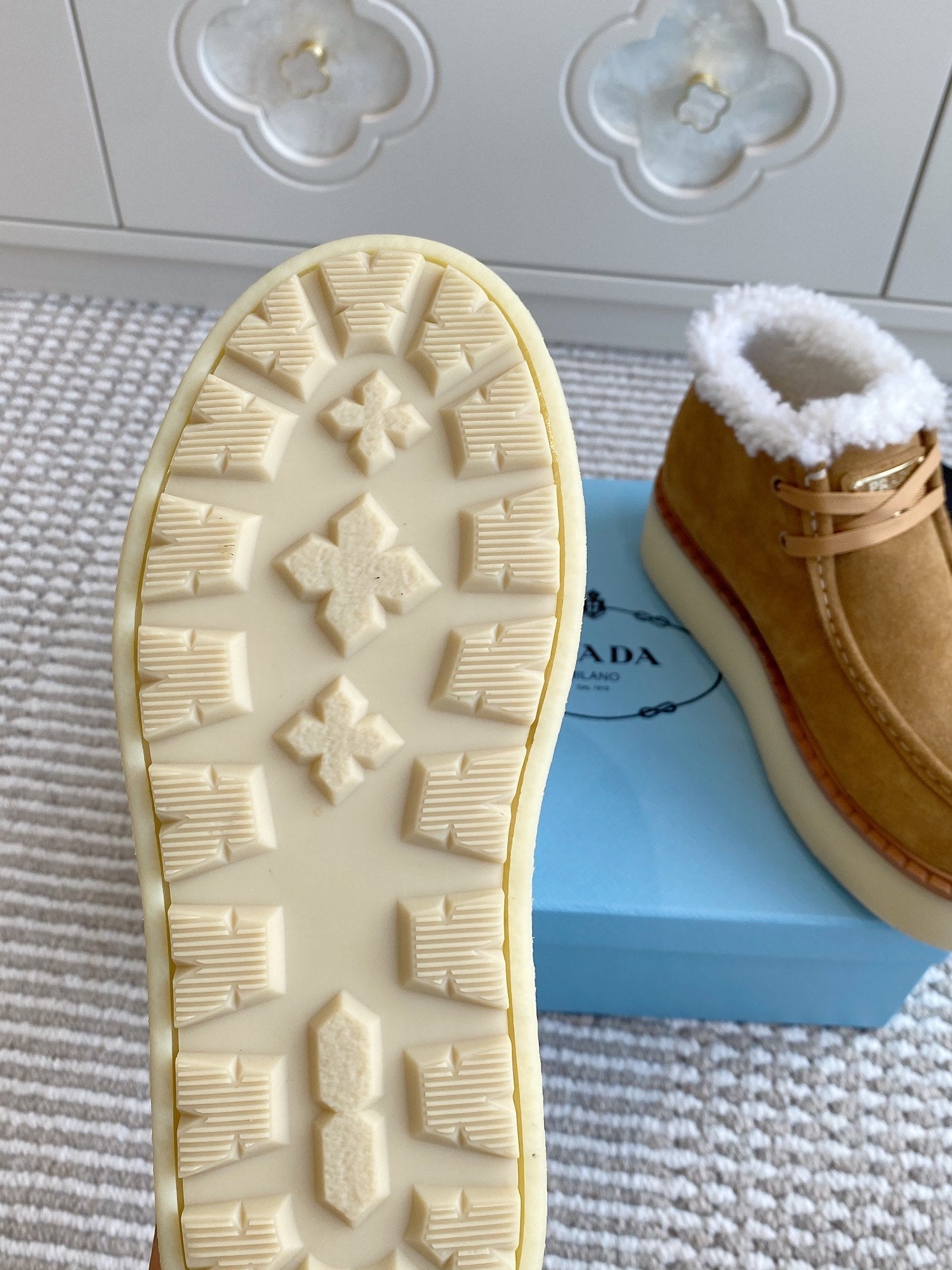 Prada Chukka Boots Brown Suede White Shearing 564163