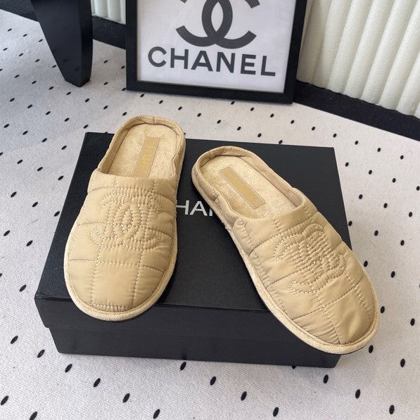 CC New Down-Filled Couple Slippers Beige Technical Fabric
