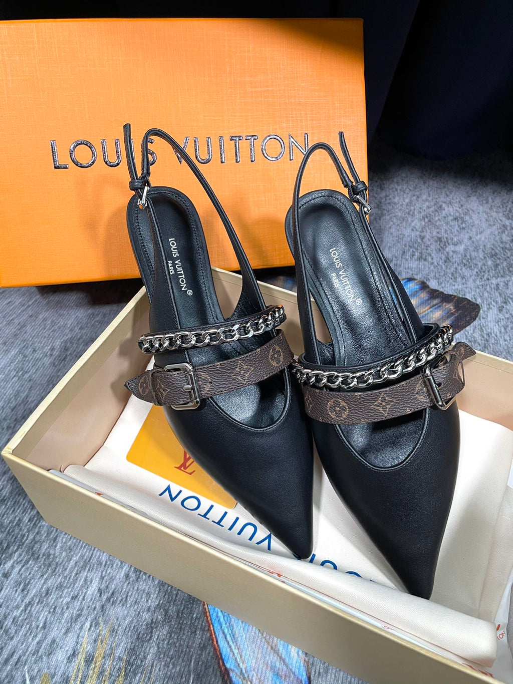 LV Vibe Slingback Flat Black Calfskin 575680