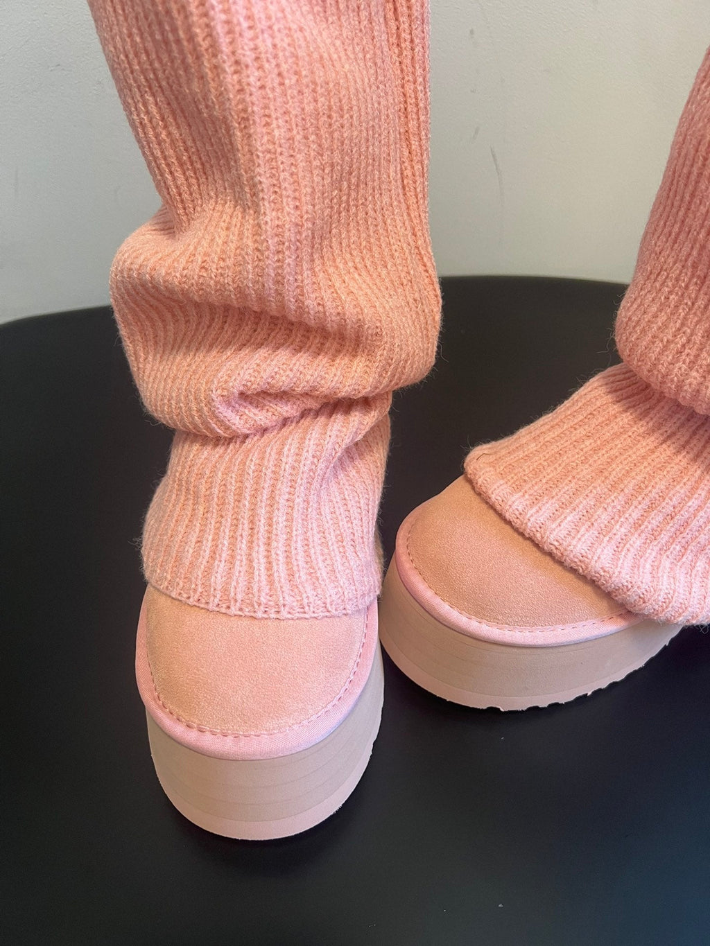 UGG Classic Mini Dipper Legwarmer Pink Suede Wool