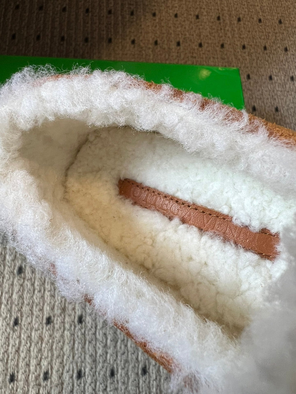 BV Astaire Loafer Brown Shearing Suede 548541