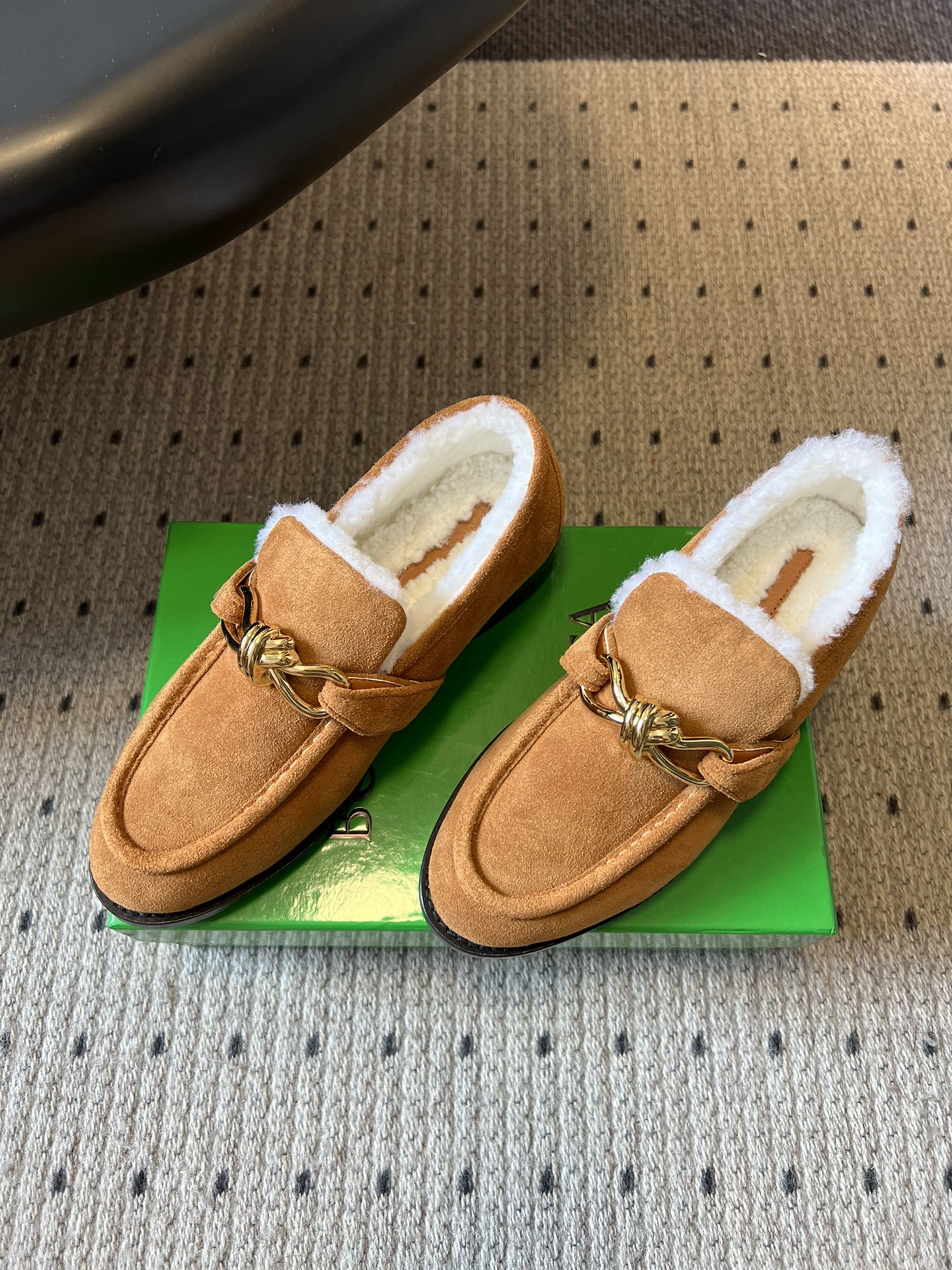 BV Astaire Loafer Brown Shearing Suede 548541