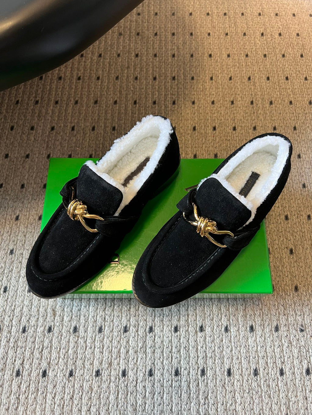 BV Astaire Loafer Black Shearing Suede 548542