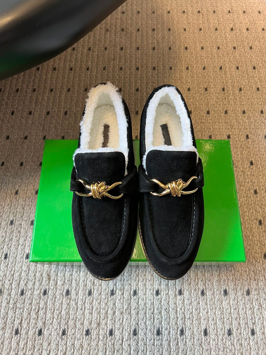 BV Astaire Loafer Black Shearing Suede 548542