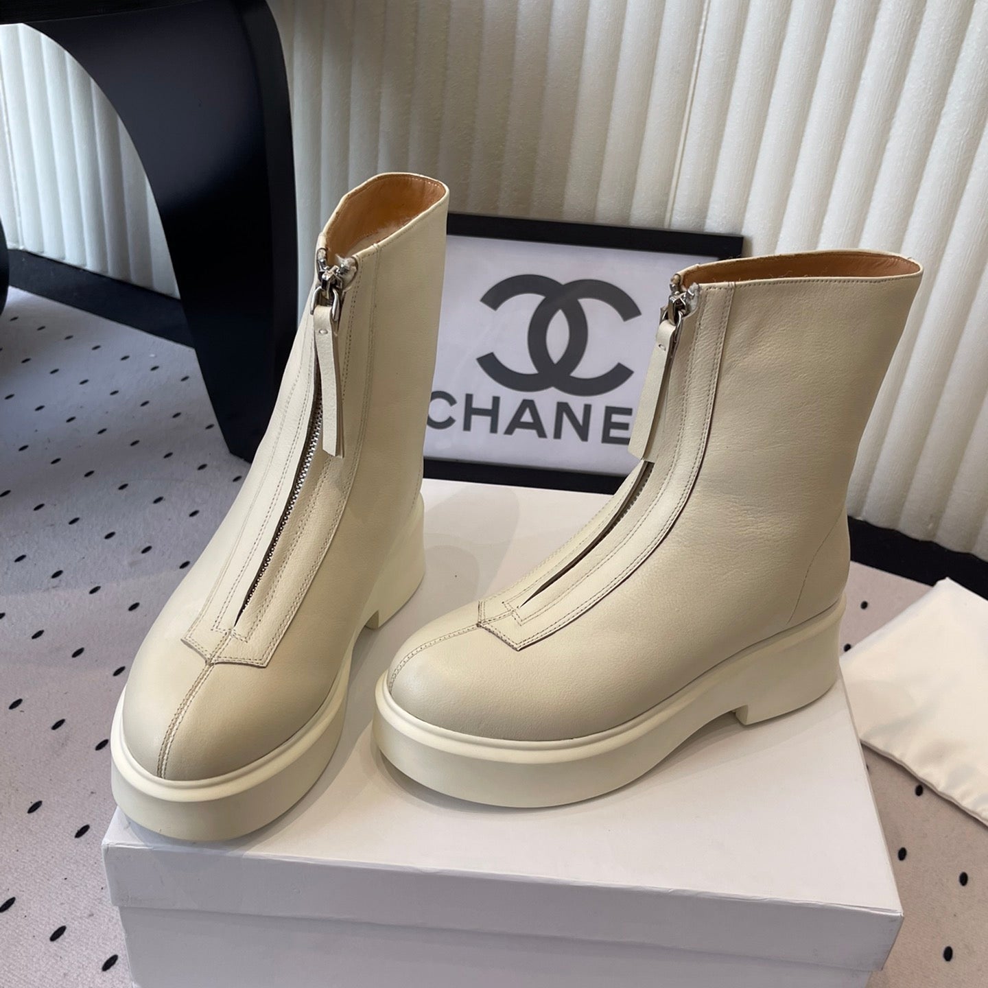 The Row 2025 Zipped Ankle Boot White Cowhide 554601