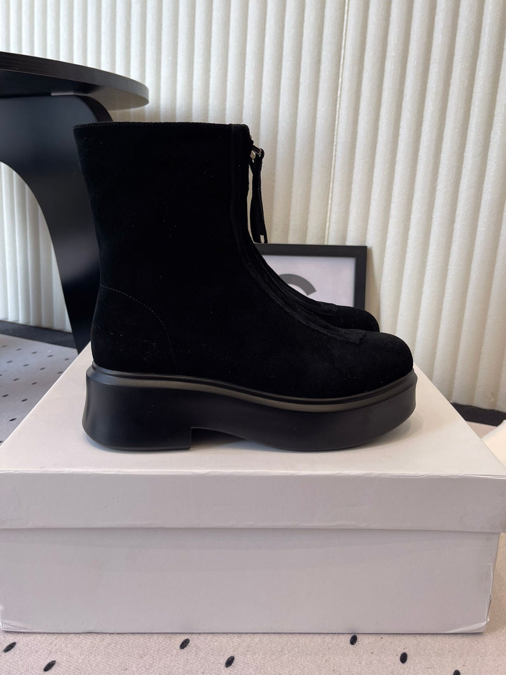 The Row 2025 Zipped Ankle boot Black Suede 554604